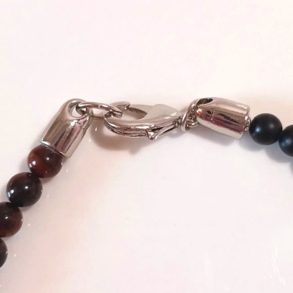 Men"s Tiger Eye/Black stone look Bracelet - Picture 2 of 7
